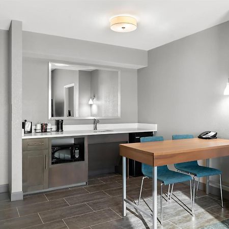 Hampton Inn & Suites Newtown Yardley Exteriér fotografie
