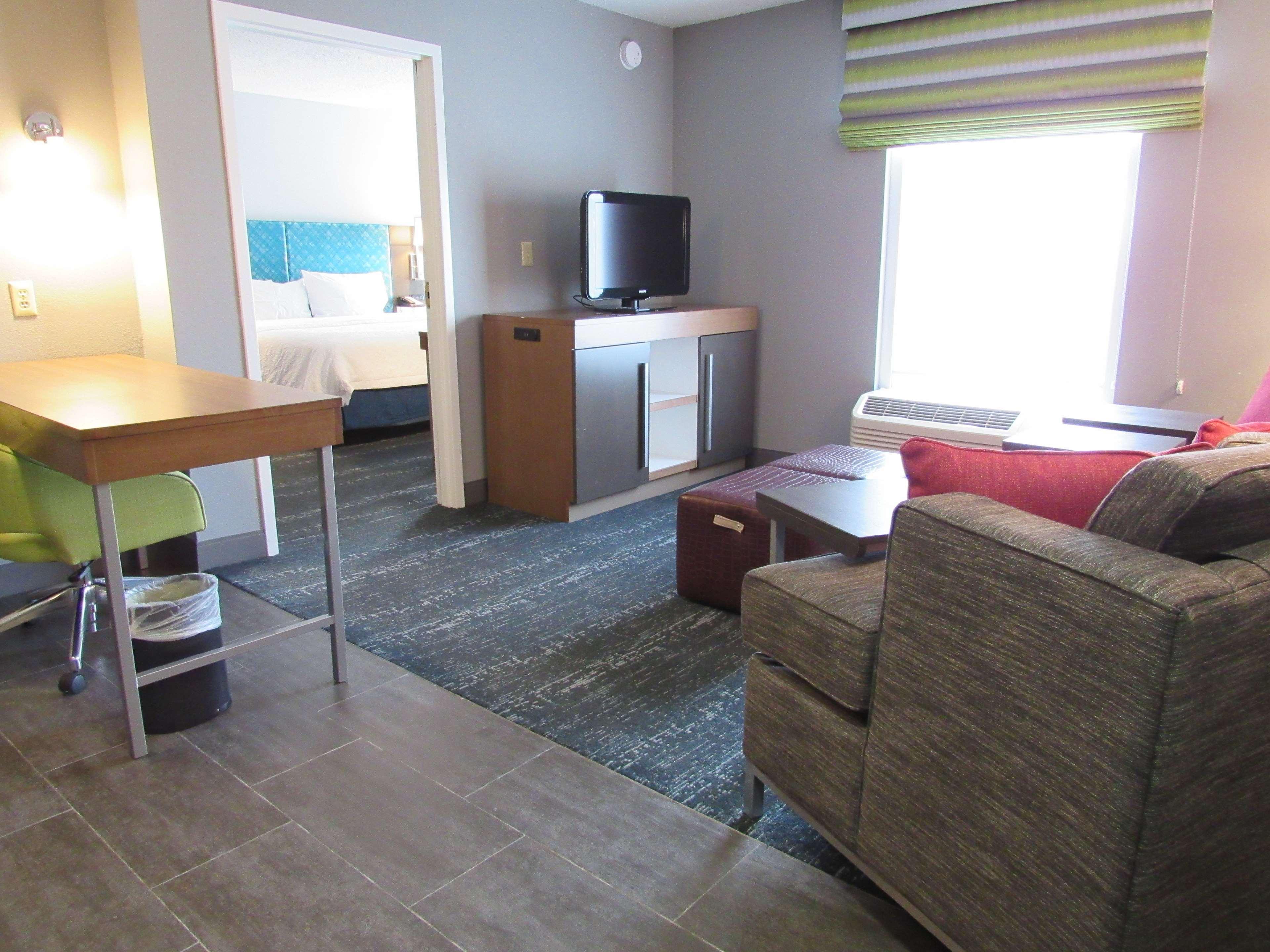 Hampton Inn & Suites Newtown Yardley Exteriér fotografie
