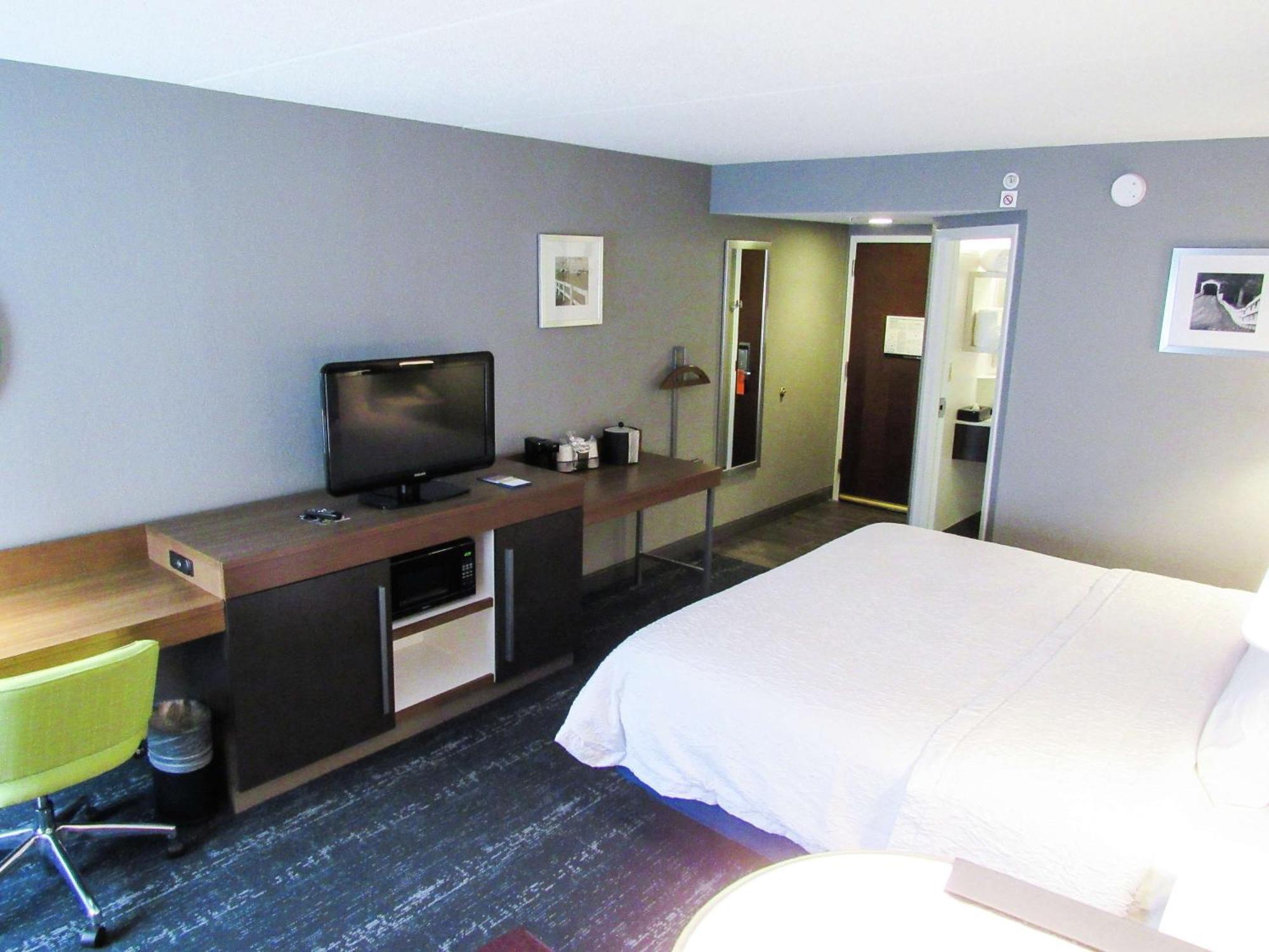 Hampton Inn & Suites Newtown Yardley Exteriér fotografie