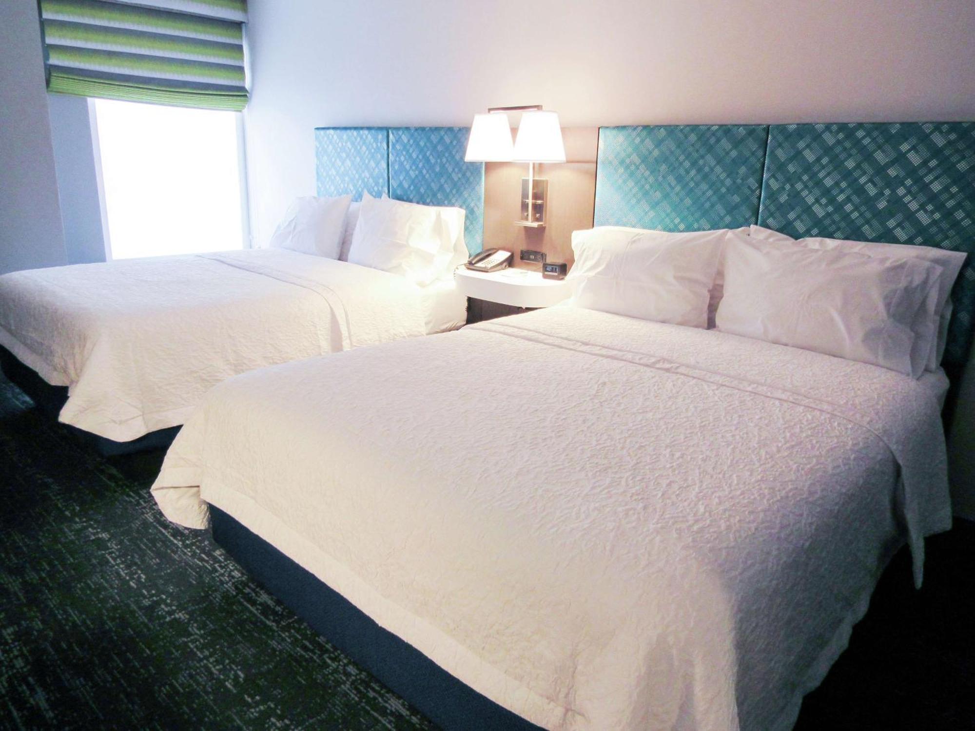 Hampton Inn & Suites Newtown Yardley Exteriér fotografie