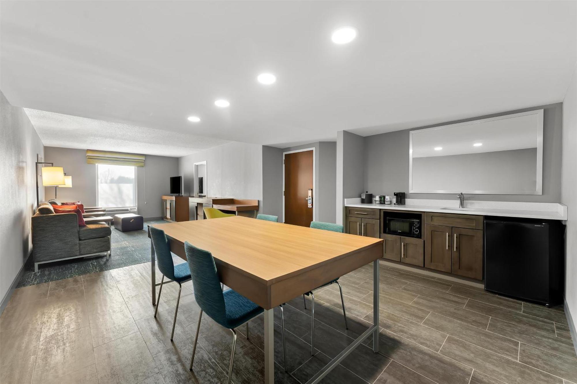 Hampton Inn & Suites Newtown Yardley Exteriér fotografie