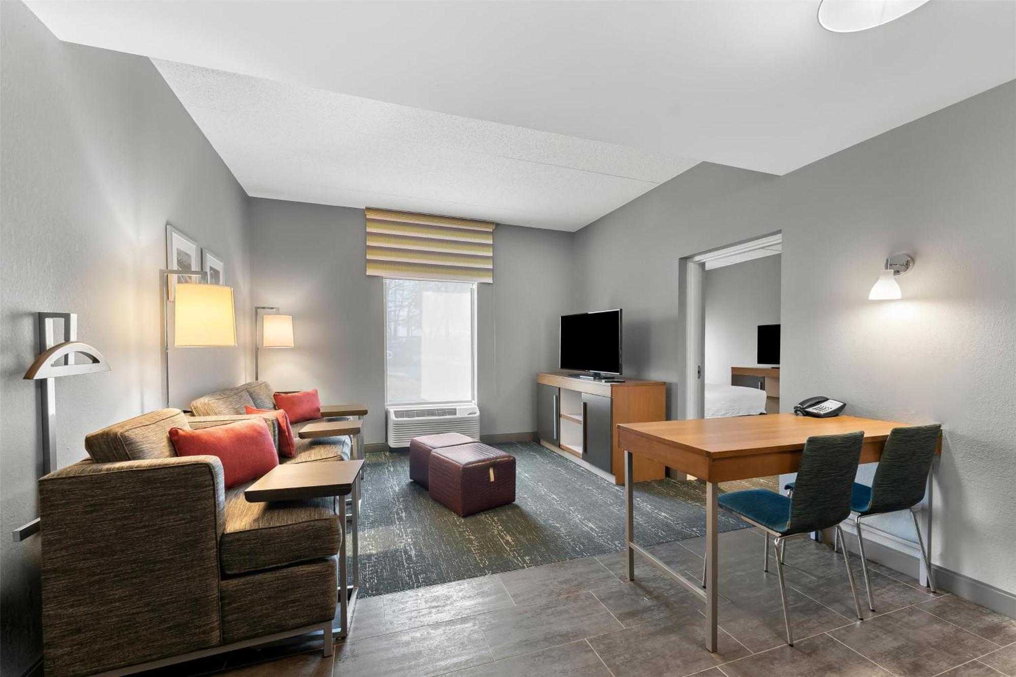 Hampton Inn & Suites Newtown Yardley Exteriér fotografie