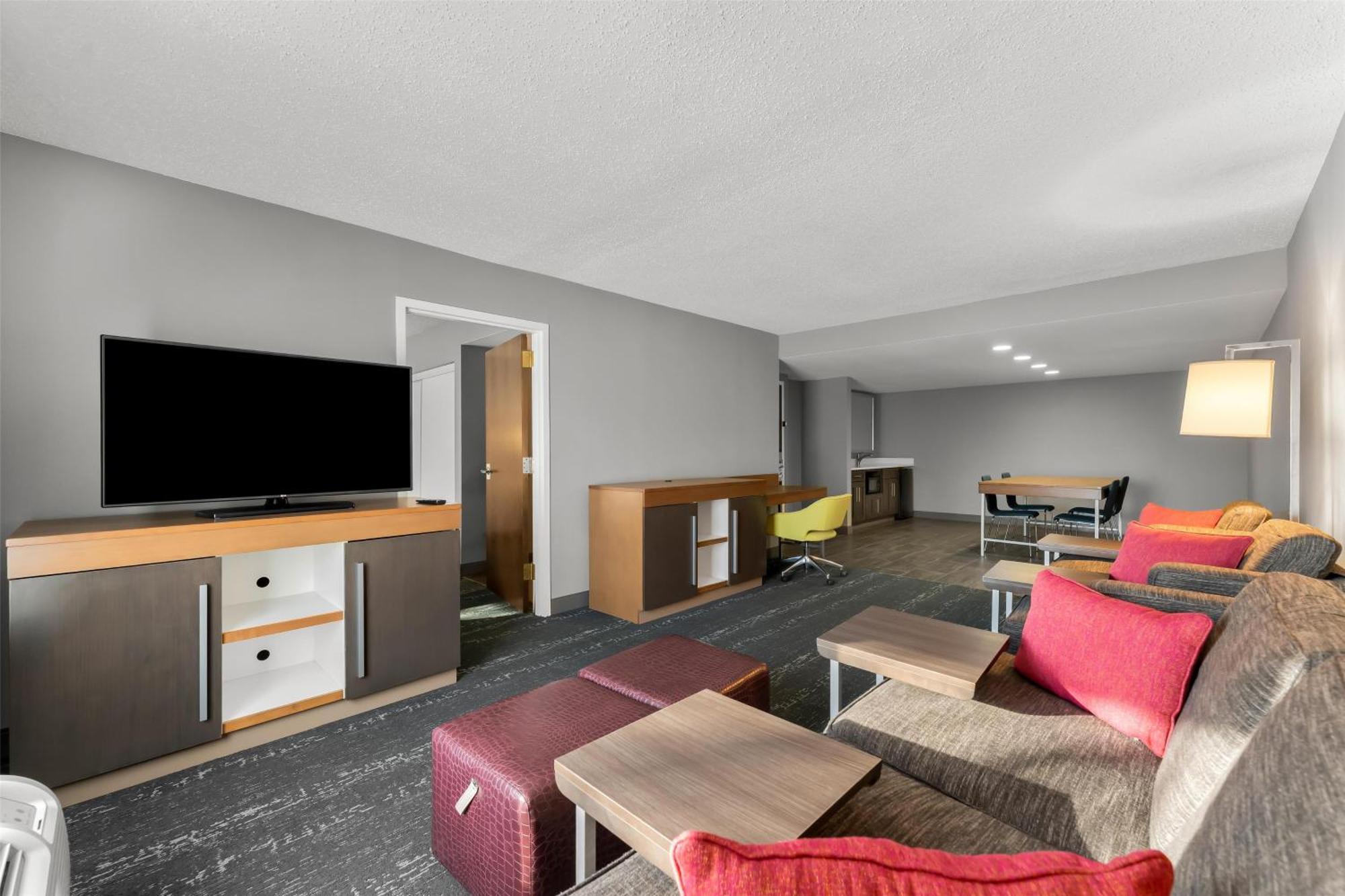 Hampton Inn & Suites Newtown Yardley Exteriér fotografie