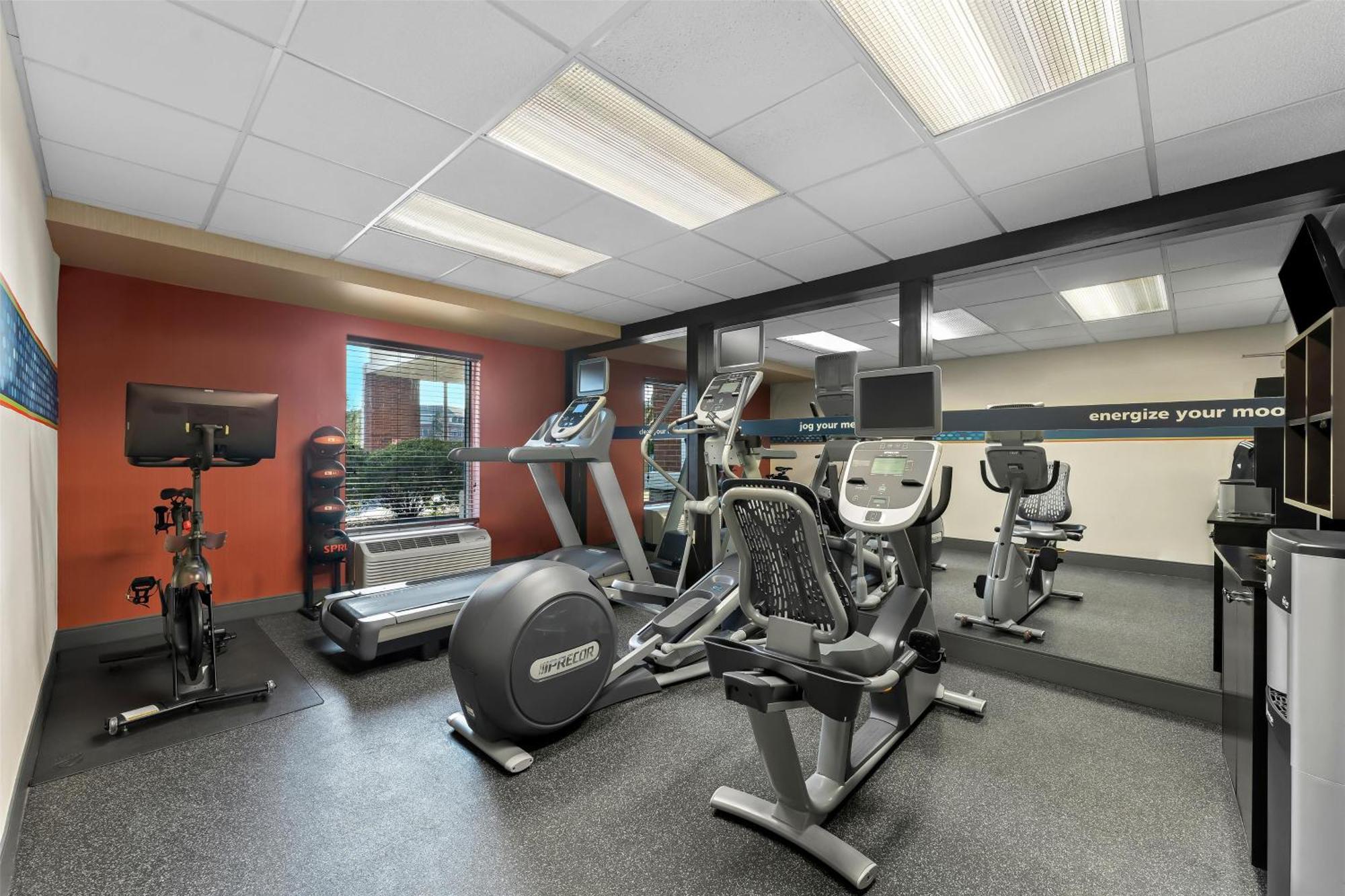 Hampton Inn & Suites Newtown Yardley Exteriér fotografie